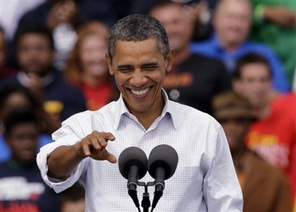 Obama-Laughing-9-5-11.jpeg